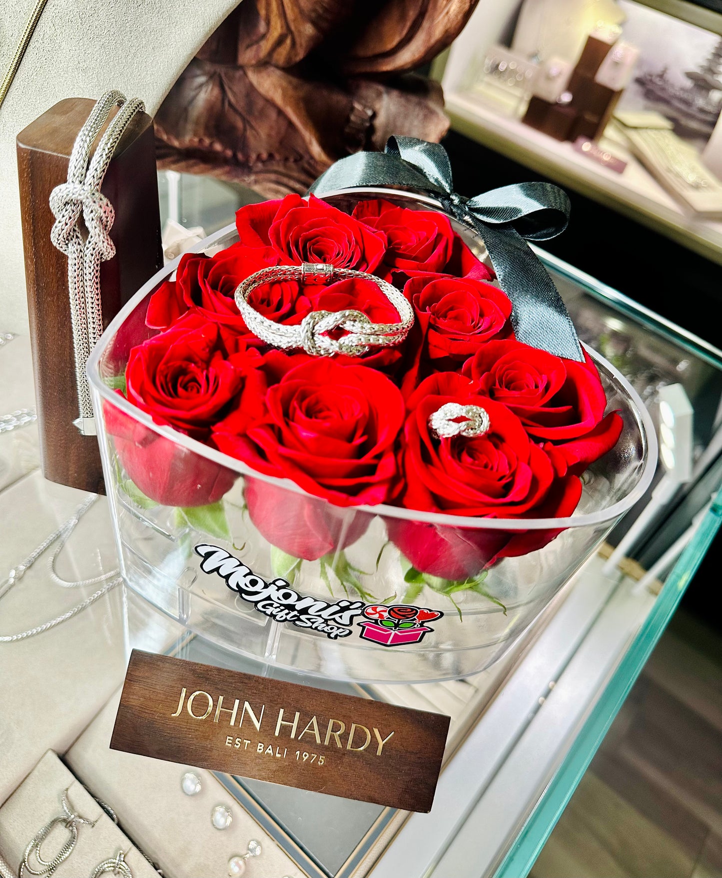 Acrylic Heart 9 Roses