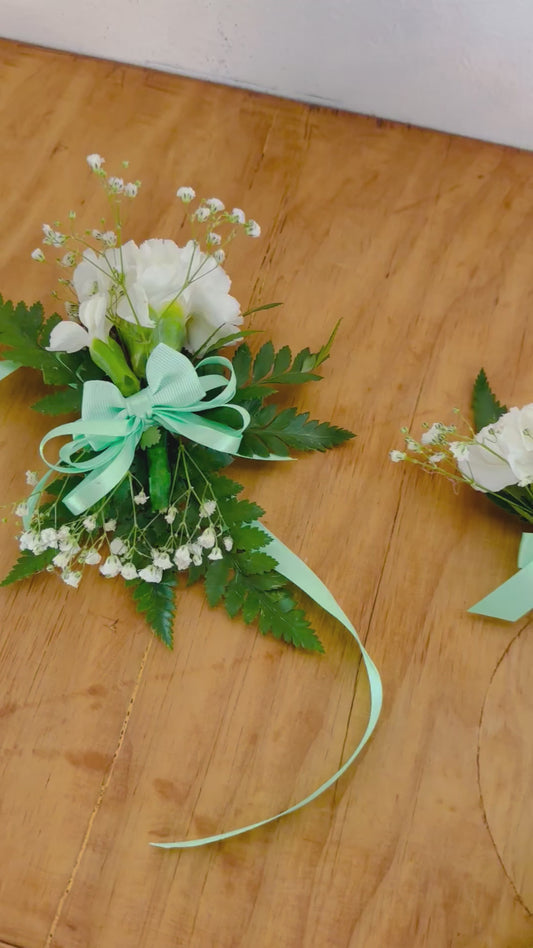 White & Mint